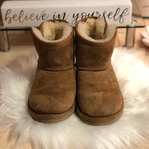 Ugg toddler girl boots size 11